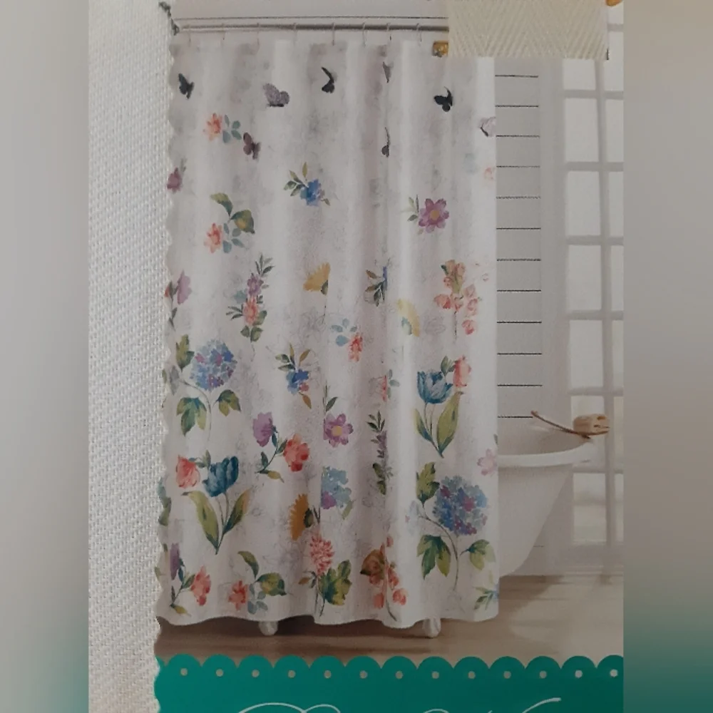NEW Pioneer Woman Blooming Bouquet Shower Curtain